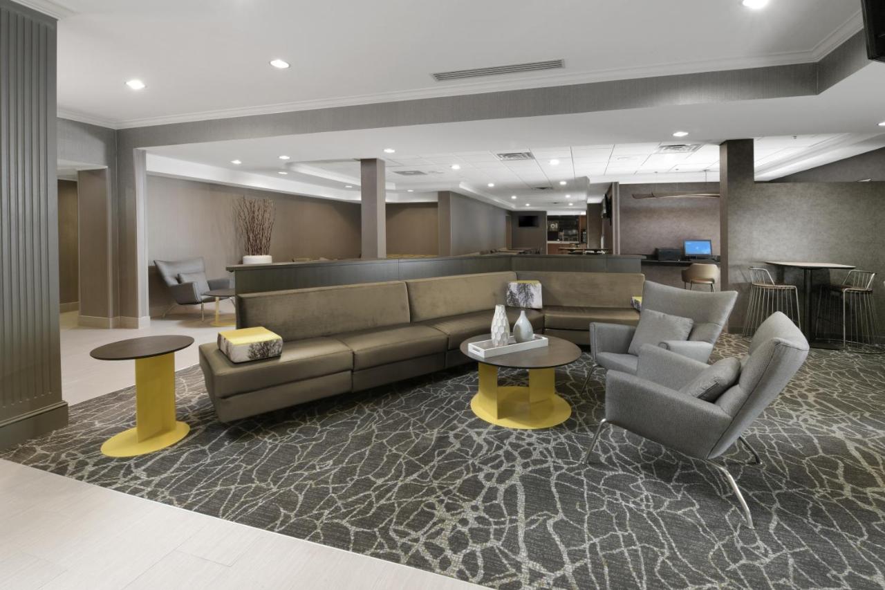 Springhill Suites Dallas Addison/Quorum Drive Exterior foto