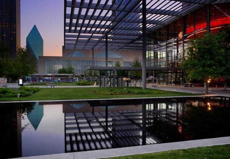 Springhill Suites Dallas Addison/Quorum Drive Exterior foto