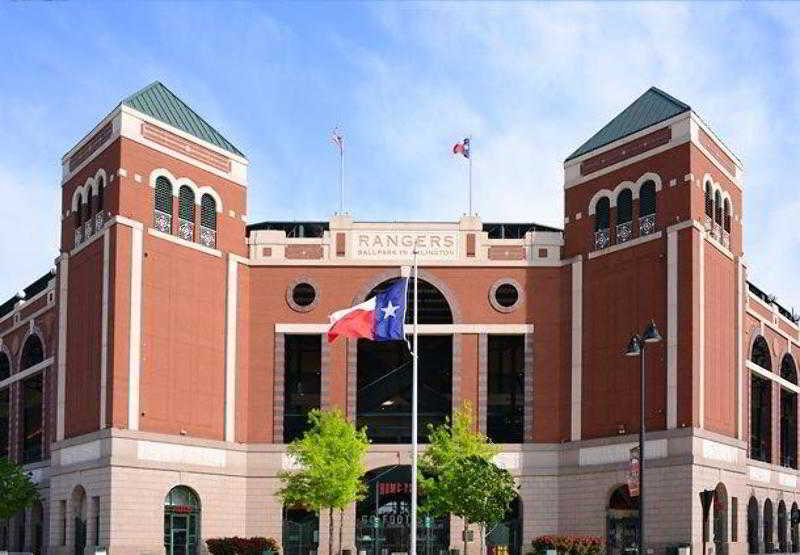 Springhill Suites Dallas Addison/Quorum Drive Exterior foto