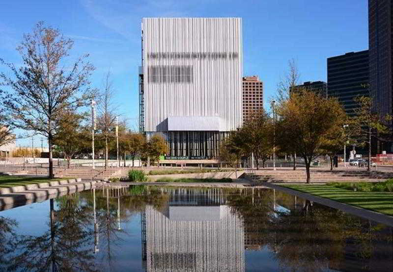 Springhill Suites Dallas Addison/Quorum Drive Exterior foto